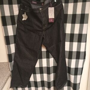 Gloria Vanderbilt Dark Wash Jeans